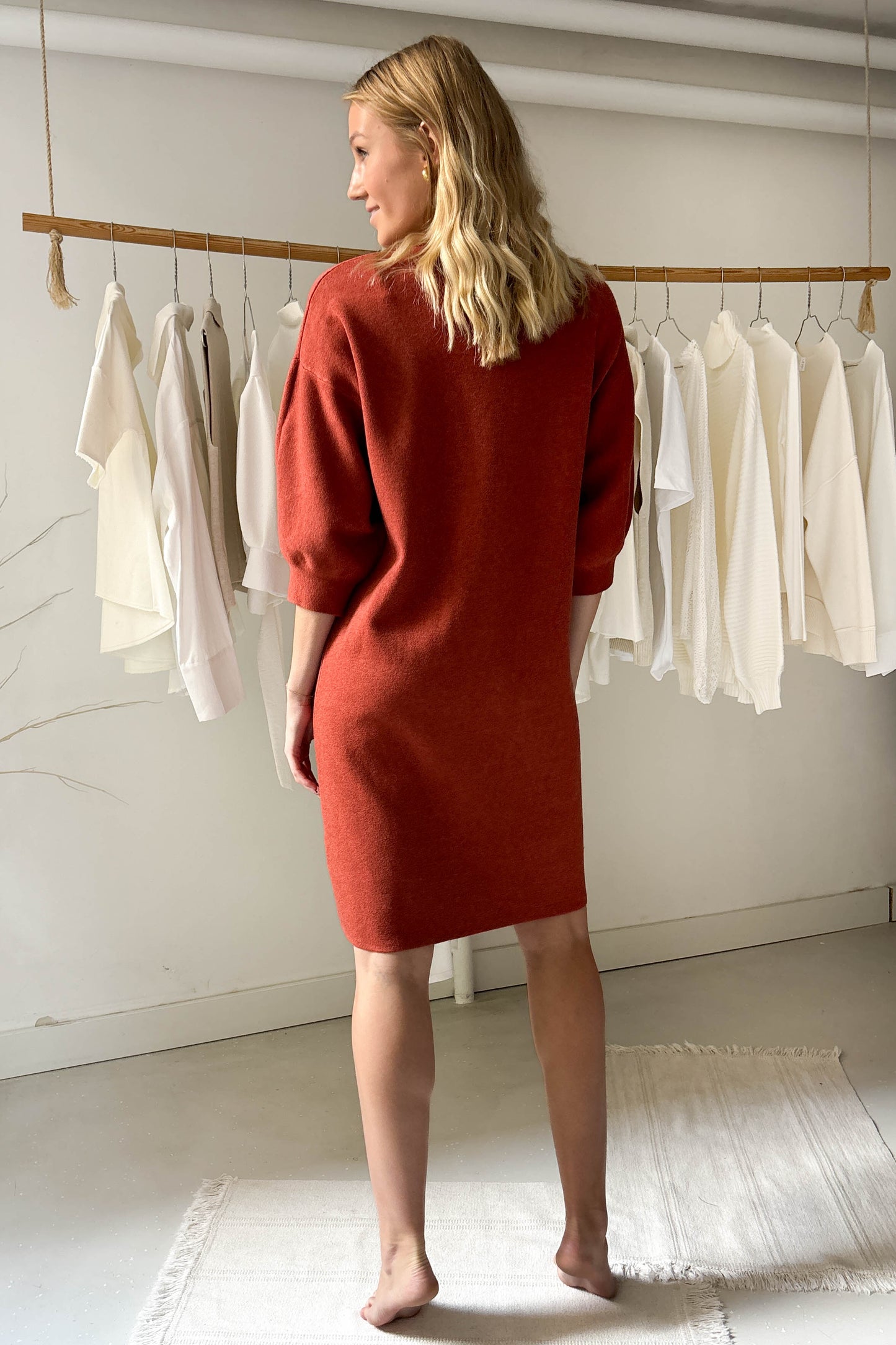 Puffos ujjú rövid kötött ruha-jácintpiros