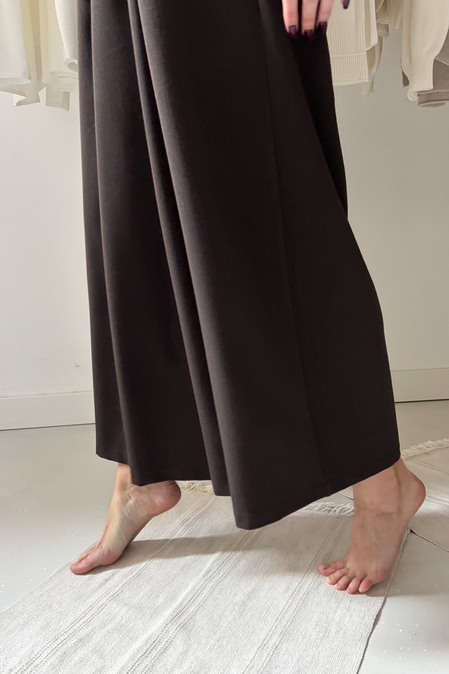 Elöl hajtásos vastagabb lenge nadrág-wenge szín