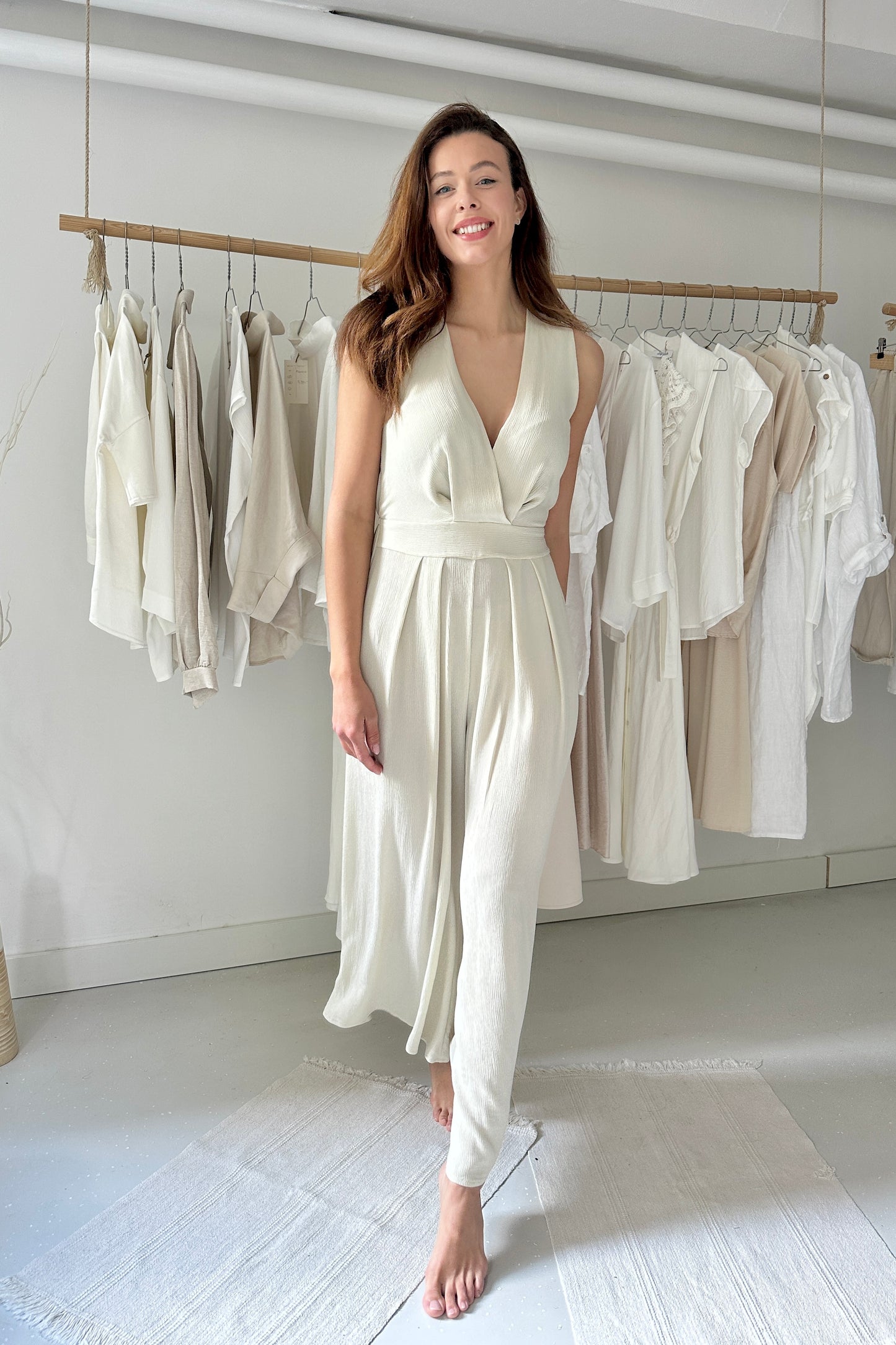 Ujjatlan viszkóz overál