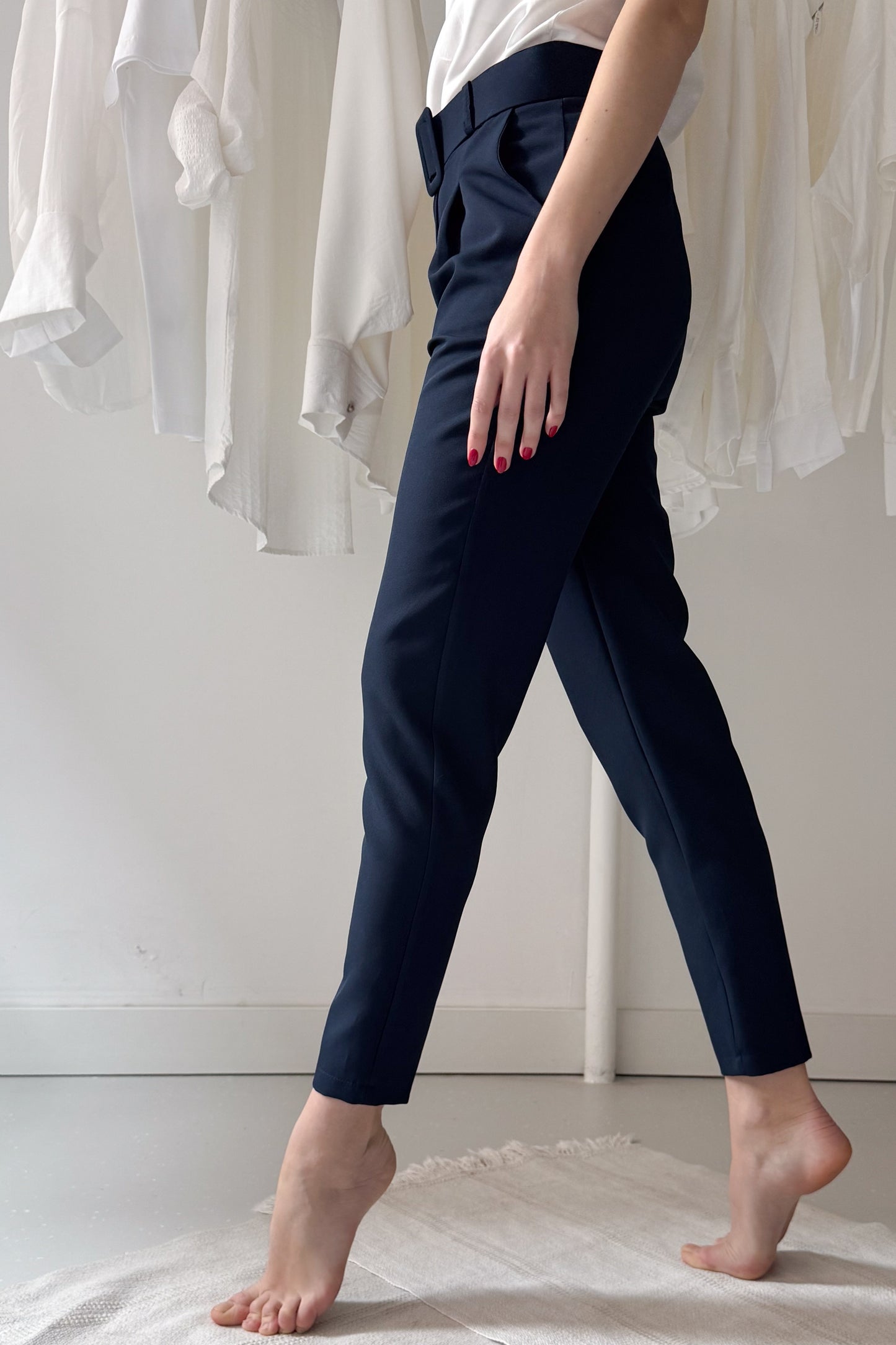 Elegáns sötétkék nadrág