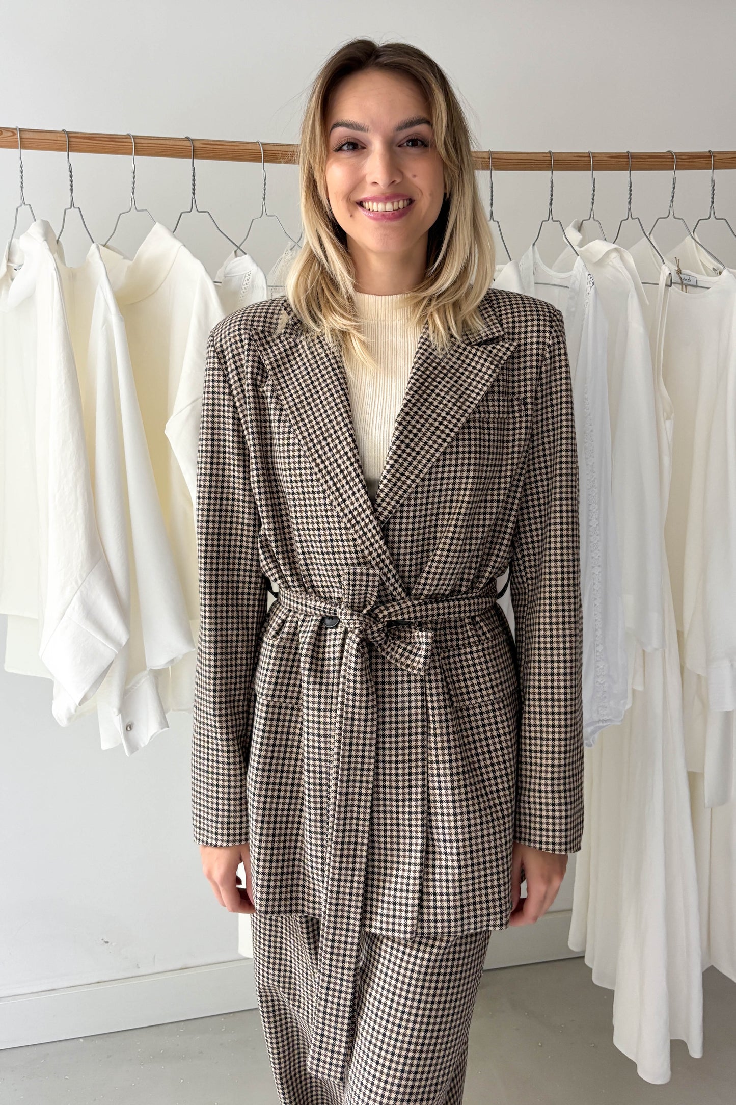 Kockás blézer és nadrág szett