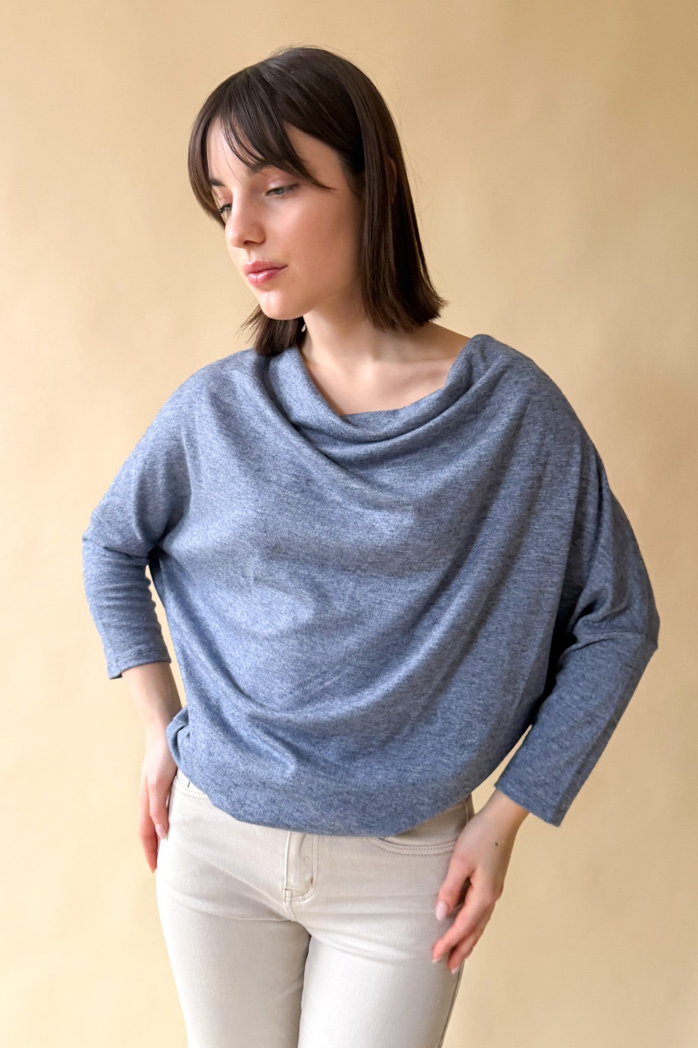 Ejtett nyakú felső - kék