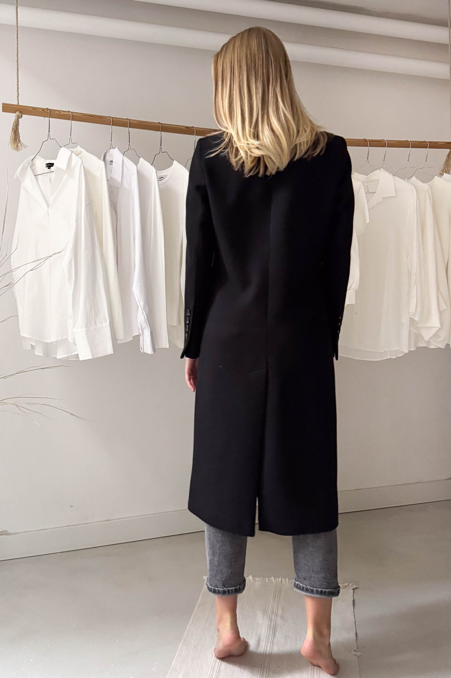 Szövetkabát-fekete