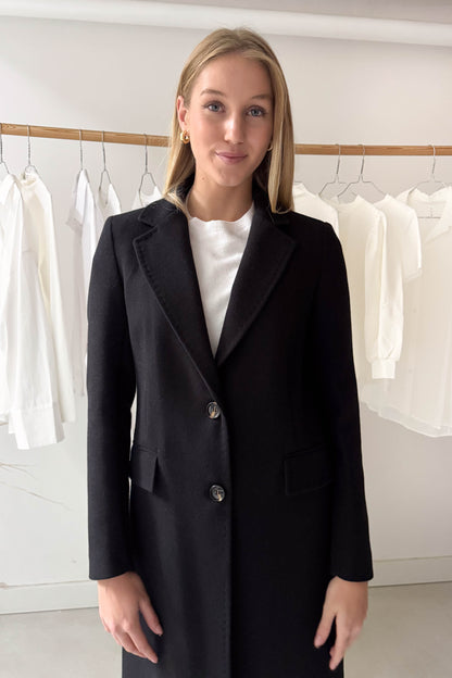 Szövetkabát-fekete