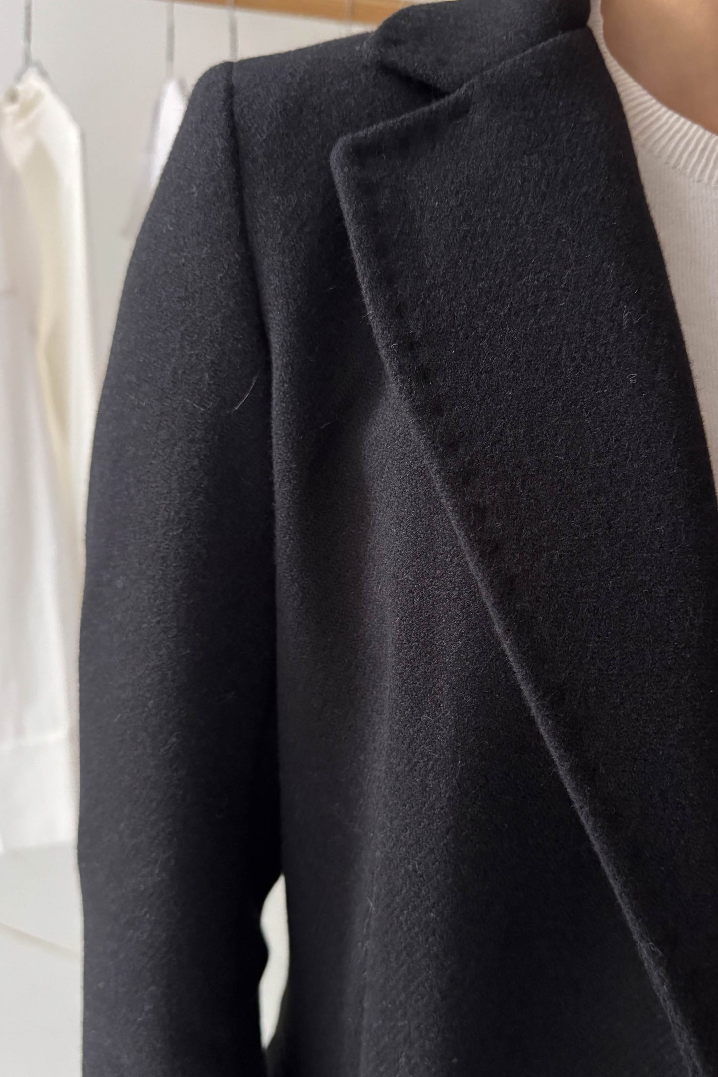 Szövetkabát-fekete