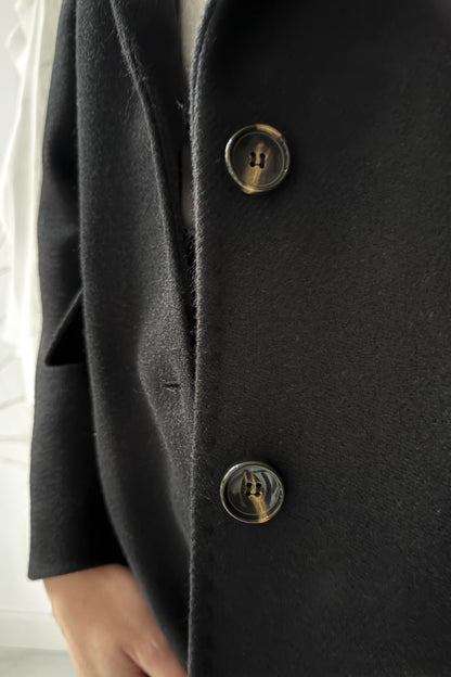 Szövetkabát-fekete