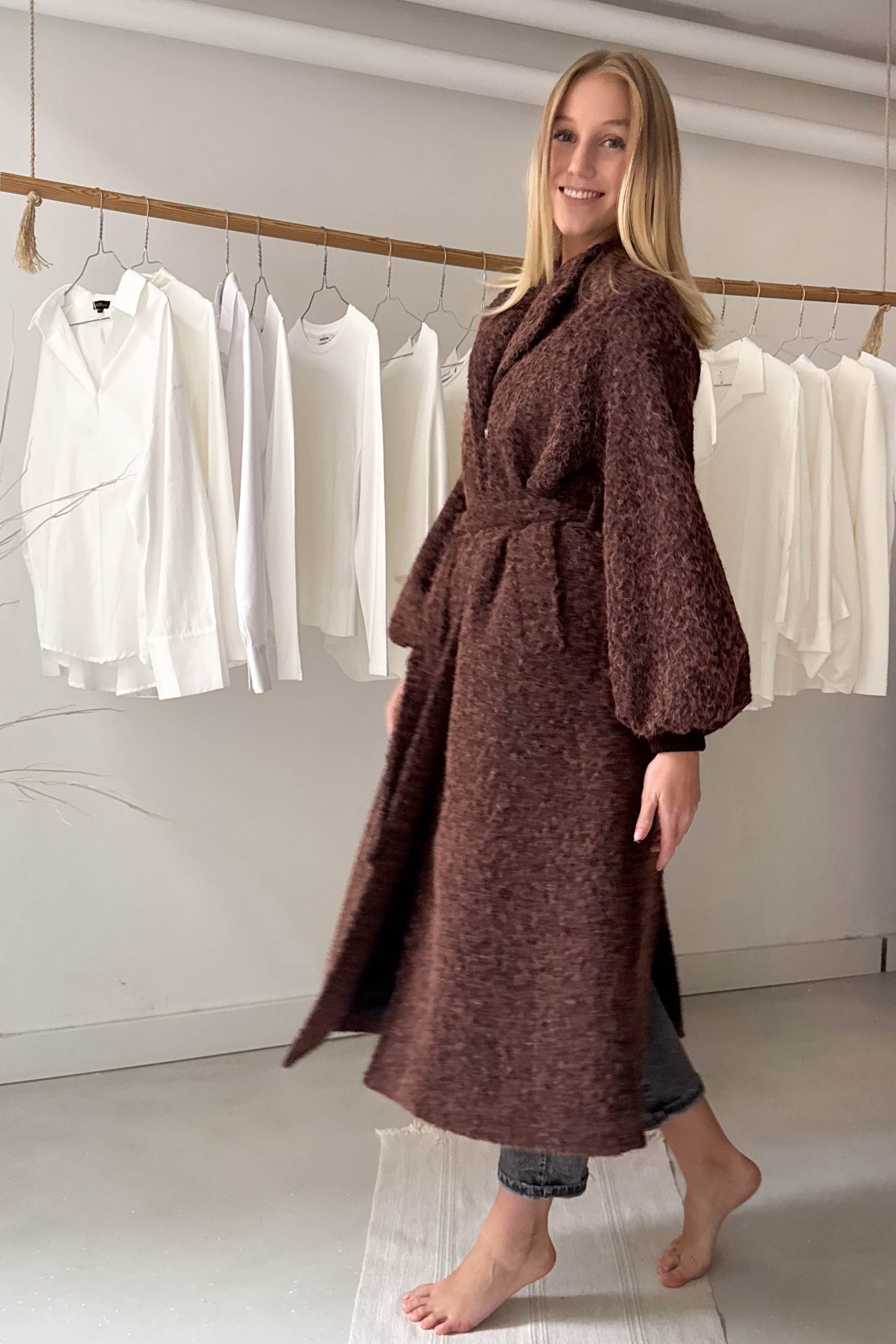 Szőrös télikabát-barna