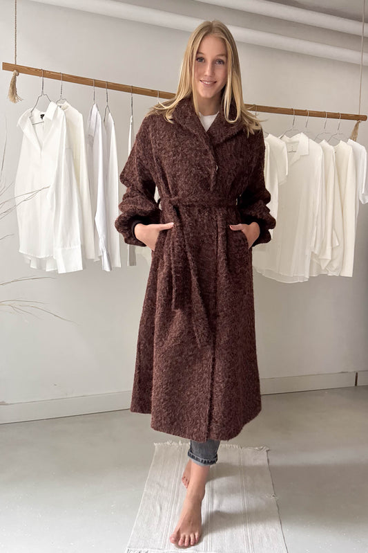 Szőrös télikabát-barna