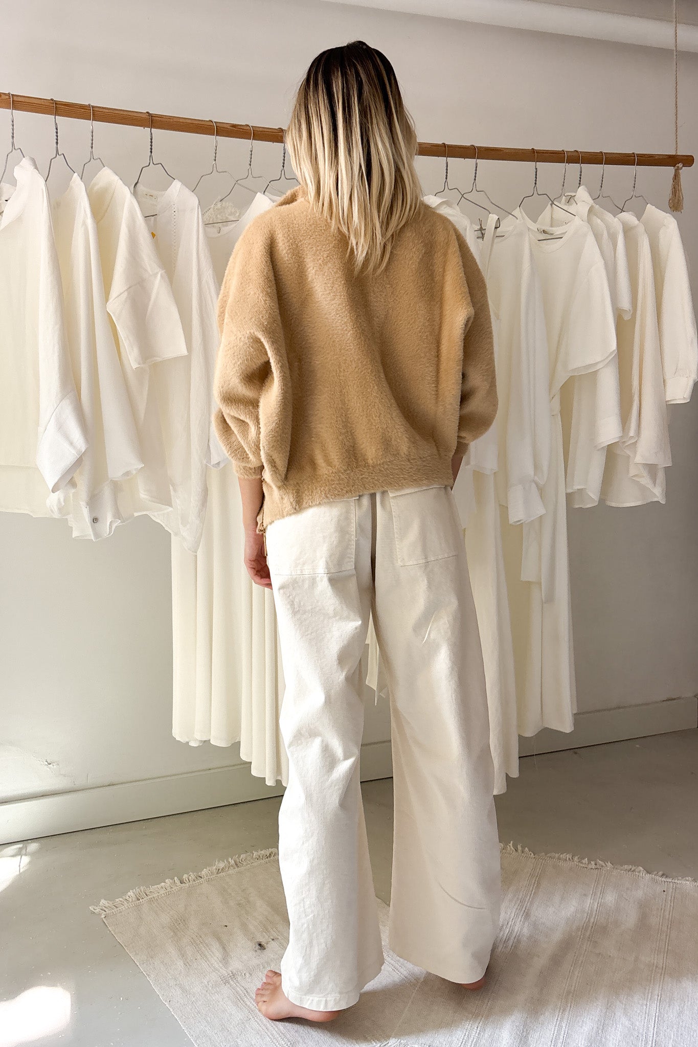 Tevebarna, szőrös kabát