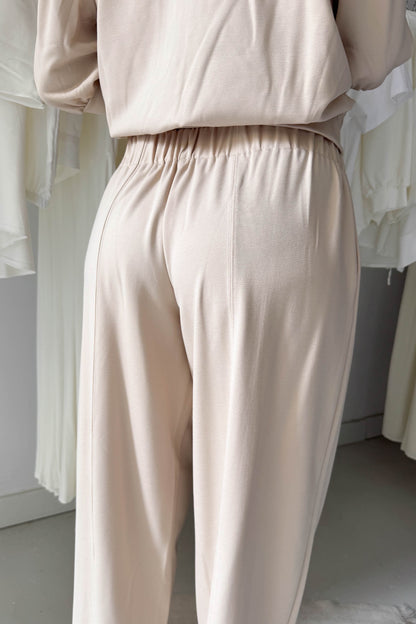 Bézs nadrág/felső szett