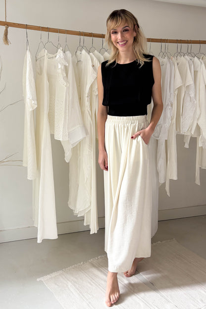 Ujjatlan, hátul gombos felső-fekete