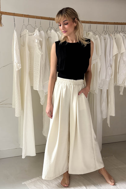 Ujjatlan, hátul gombos felső-fekete