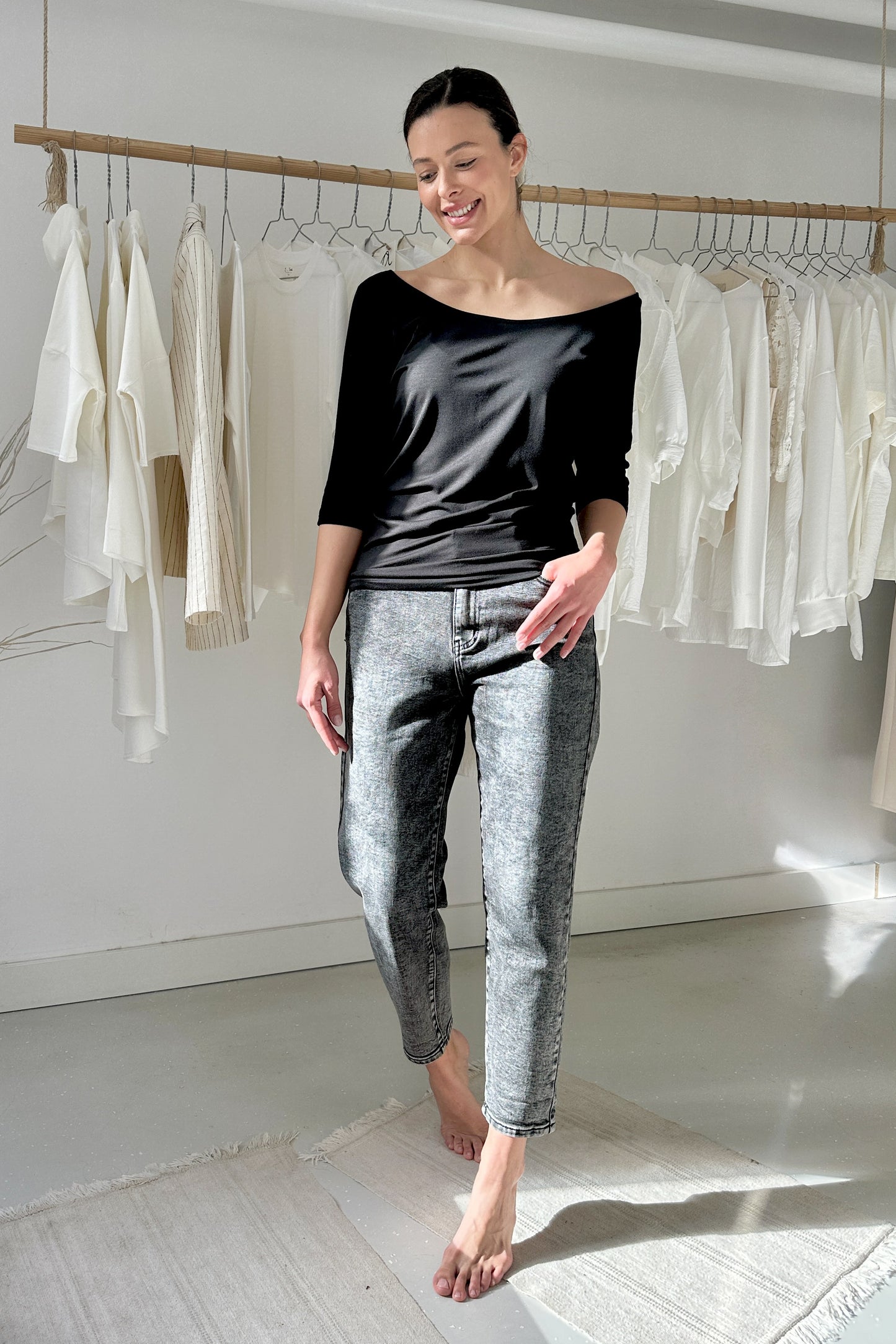 Off-the-shoulder top