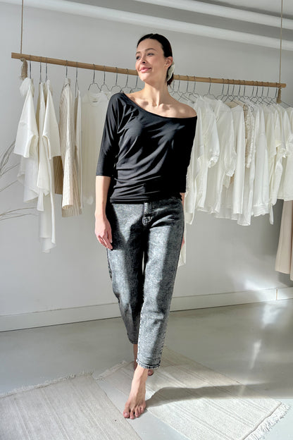 Off-the-shoulder top