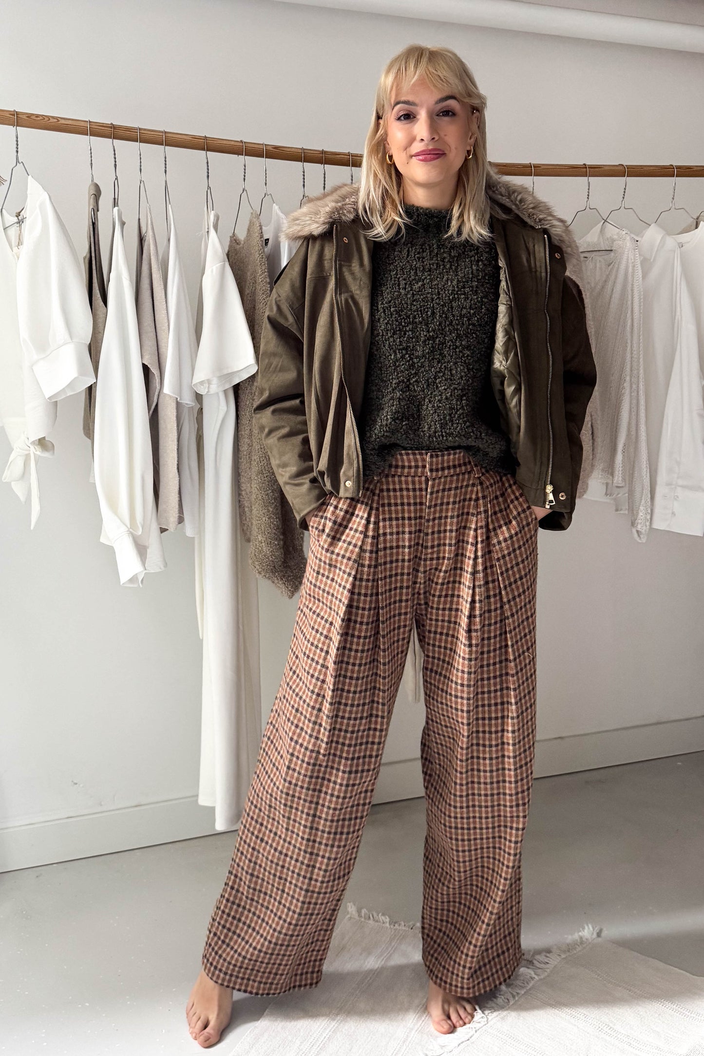 Levehető szőrös galléros művelúr bomberdzseki-khaki