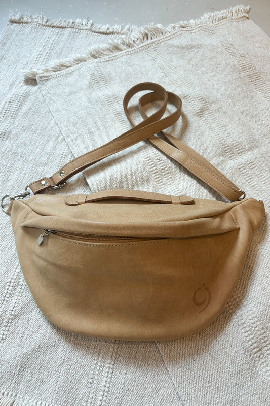 Oversize bőr övtáska - mogyoróbarna