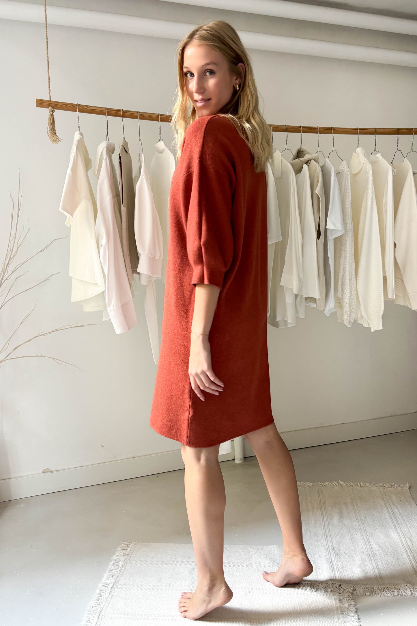 Puffos ujjú rövid kötött ruha-jácintpiros