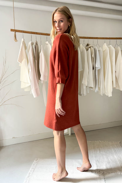 Puffos ujjú rövid kötött ruha-jácintpiros