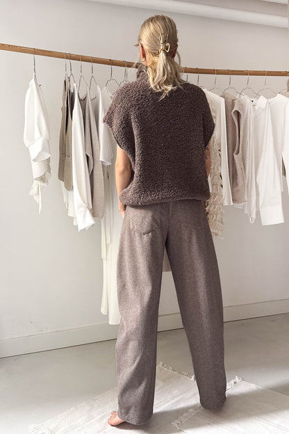 Garbós buklé mellény-bézsmabarna