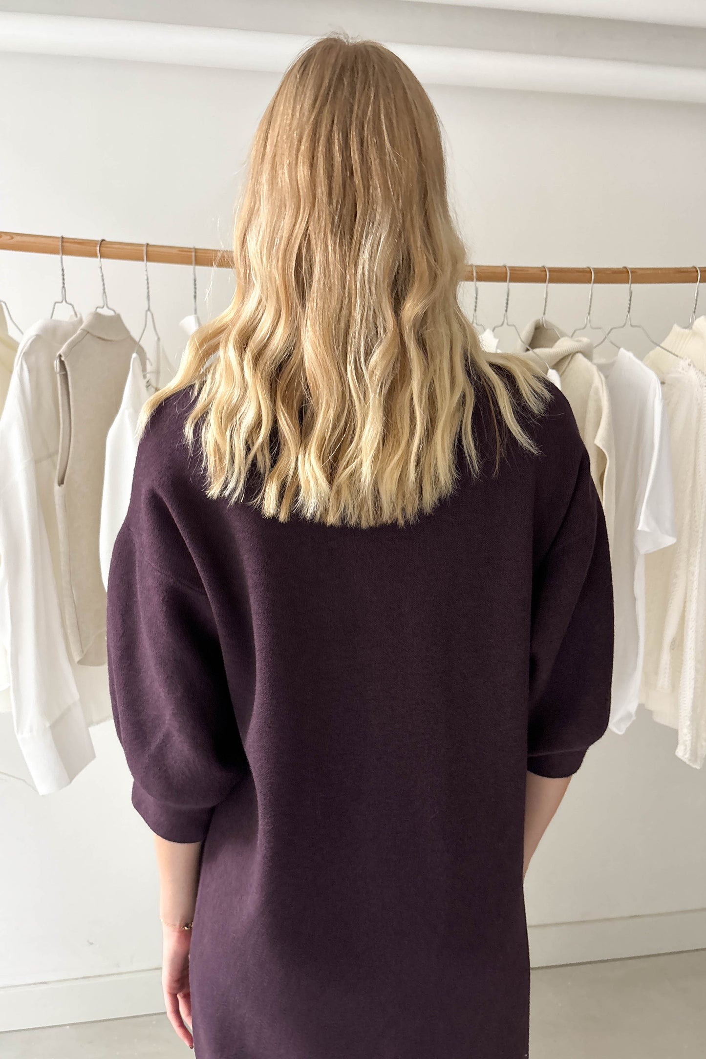 Puffos ujjú rövid kötött ruha-padlizsánlila