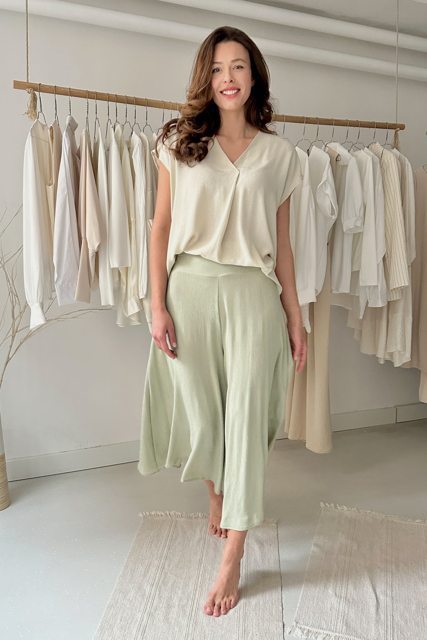 Hajtásos rövidujjú blúz