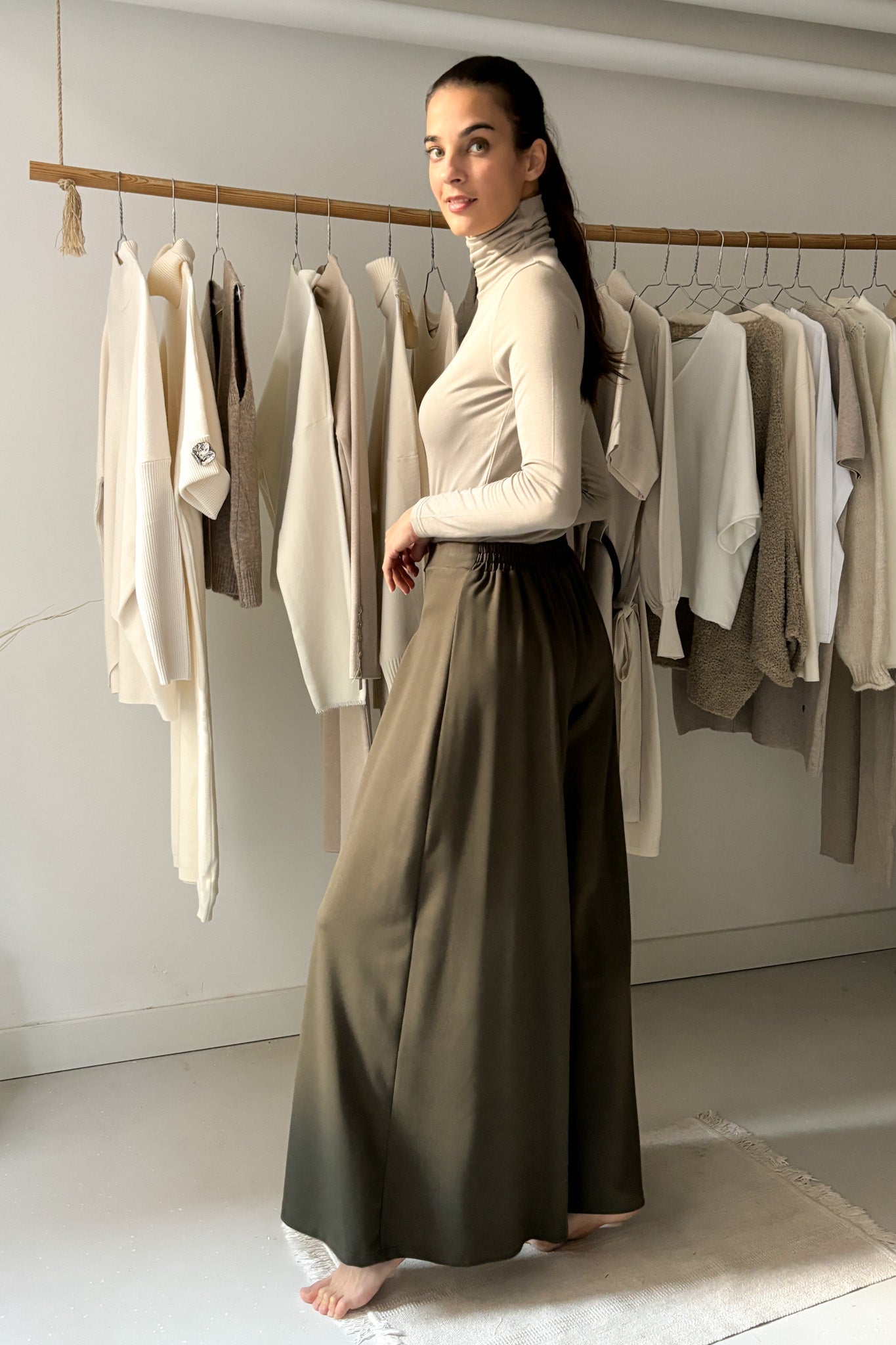 Vastag lenge viszkóz nadrág - erdőzöld