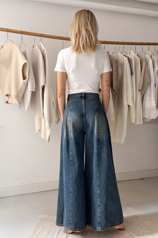 Széles szárú farmernadrág