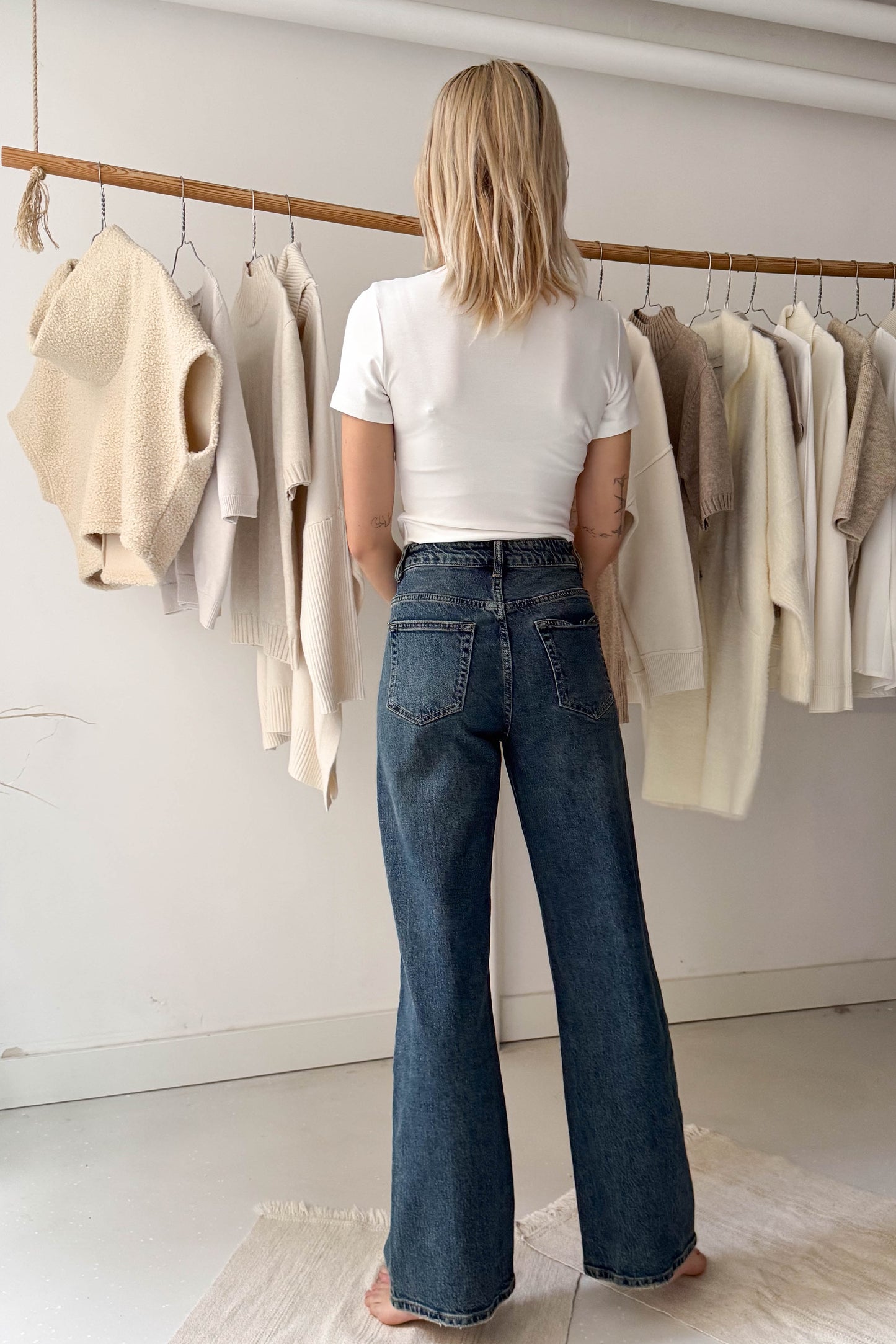 Egyenes szárú farmernadrág-sötétkék