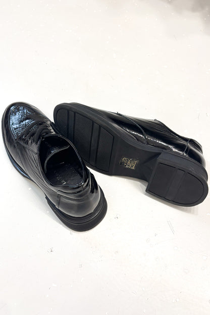 Lakkbőr cipő - fekete