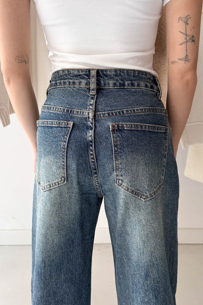 Felhajtott aljú farmernadrág