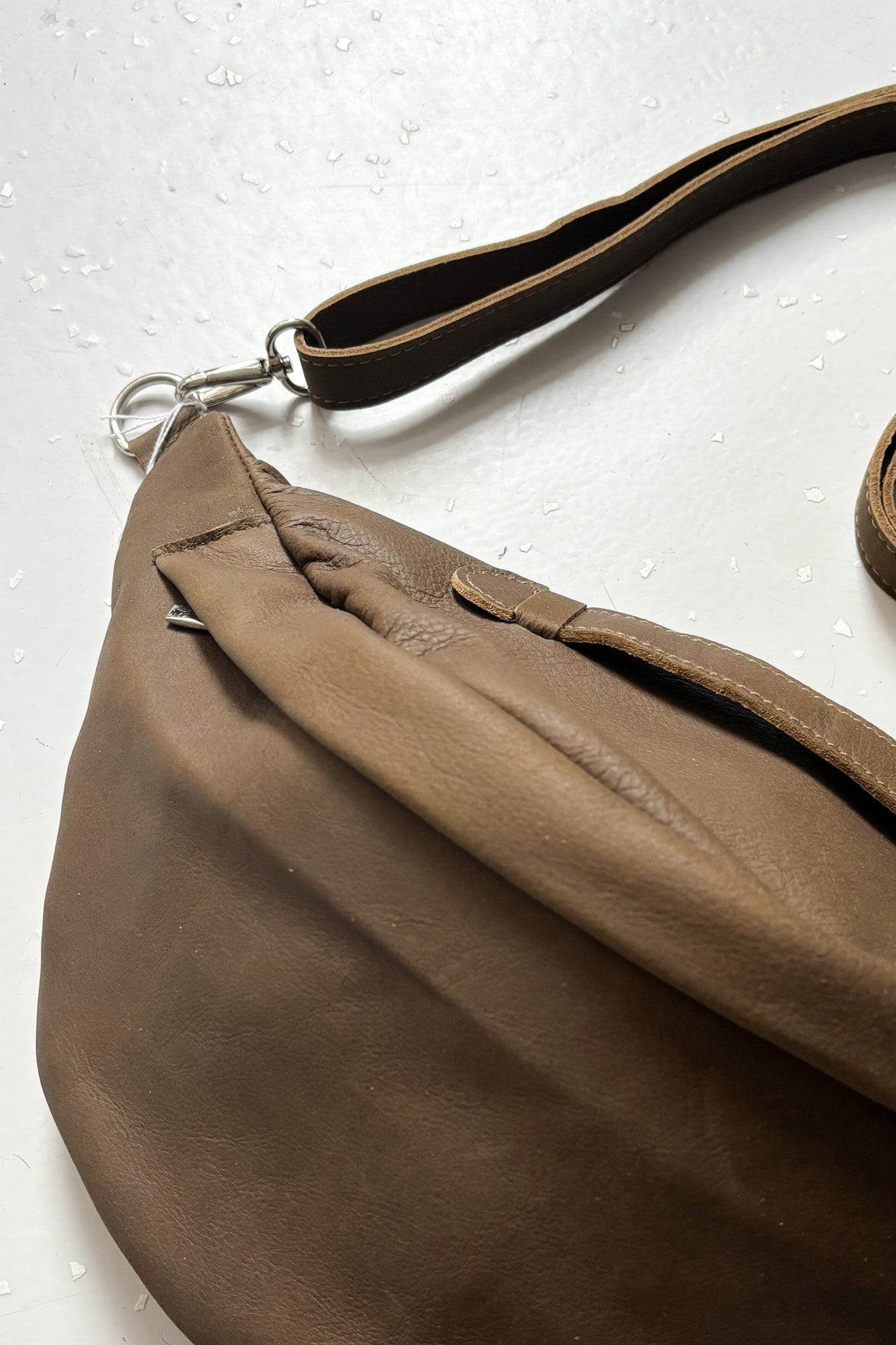 Oversize bőr övtáska - dohánybarna