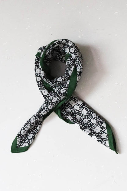 Viszkóz kendő - fekete/zöld