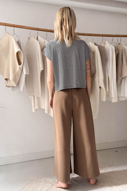 Magas nyakú felső-csíkos