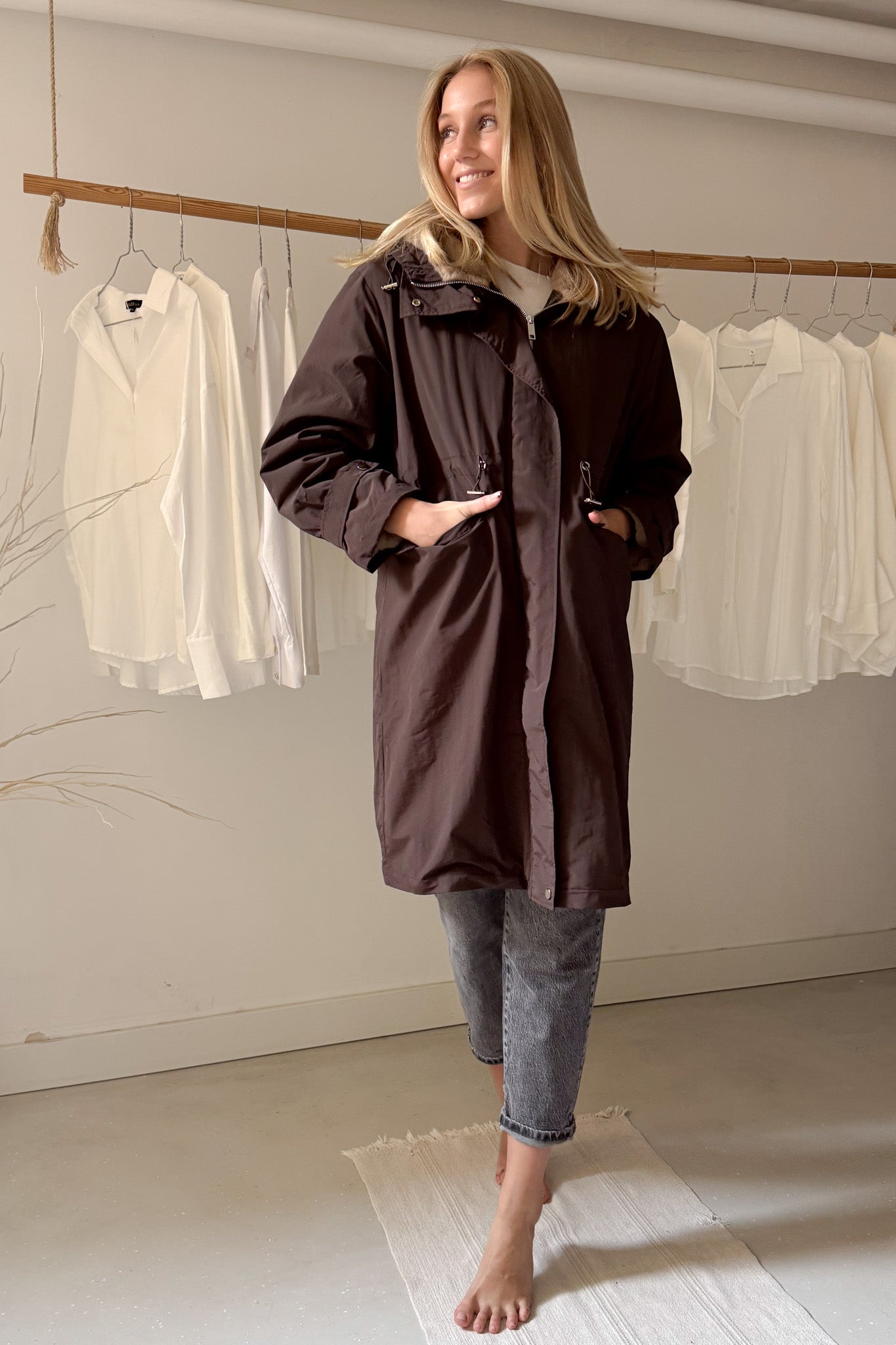 Bélelt, kapucnis kabát - csokibarna