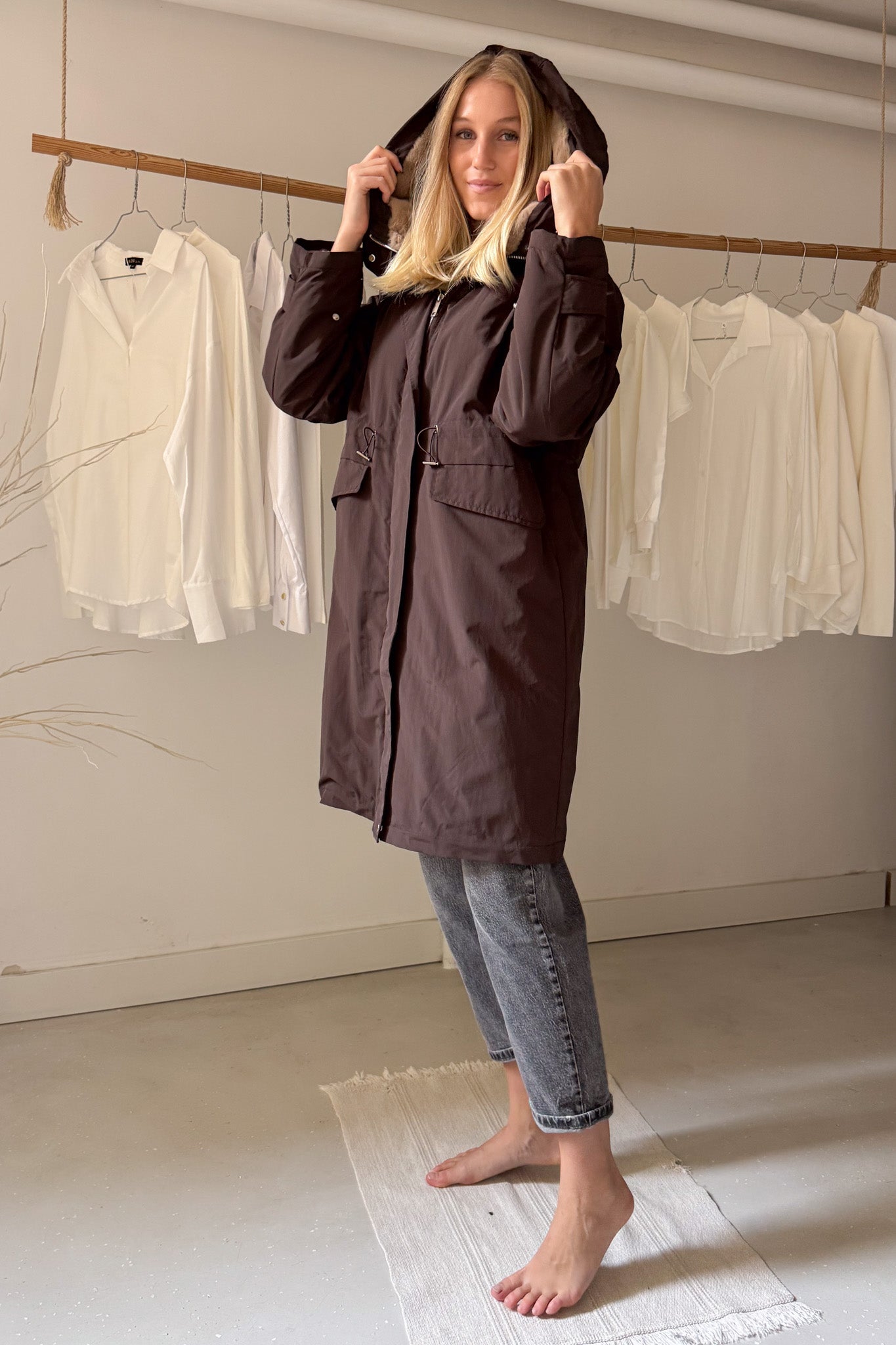 Bélelt, kapucnis kabát - csokibarna