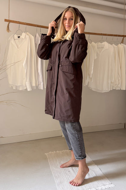 Bélelt, kapucnis kabát - csokibarna