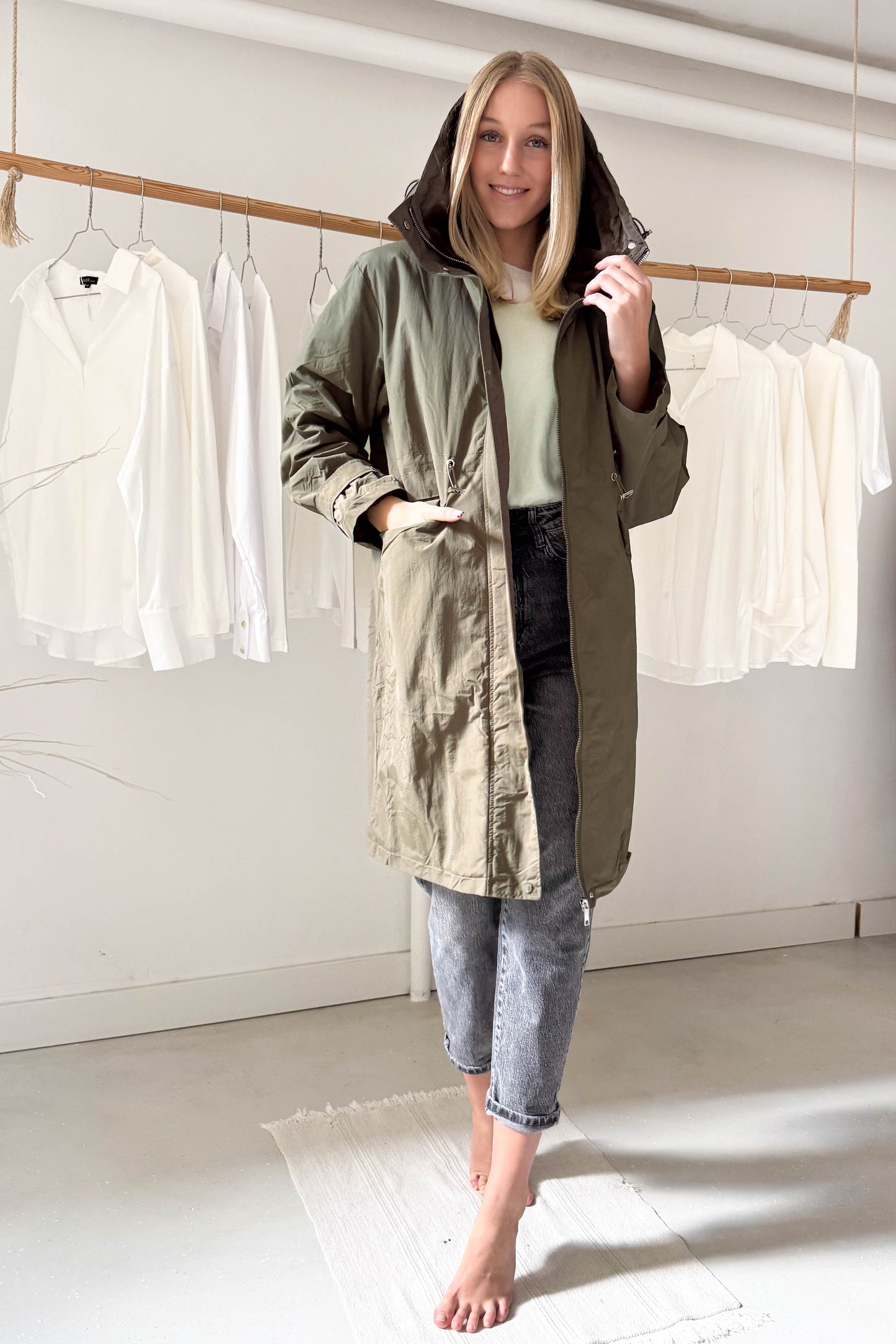 Bélelt, kapucnis kabát-khaki