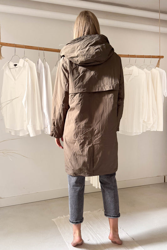 Bélelt, kapucnis kabát-khaki