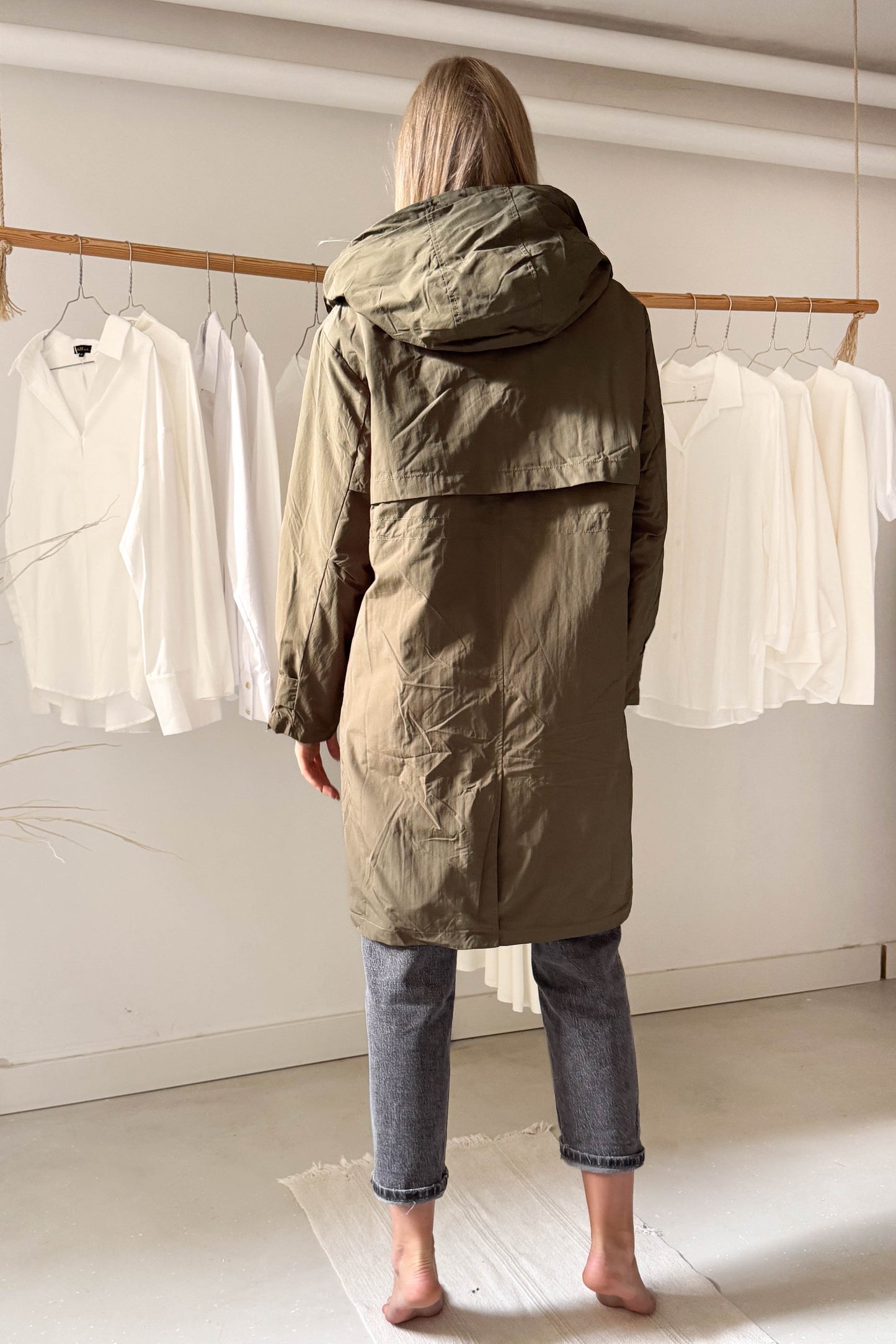 Bélelt, kapucnis kabát-khaki