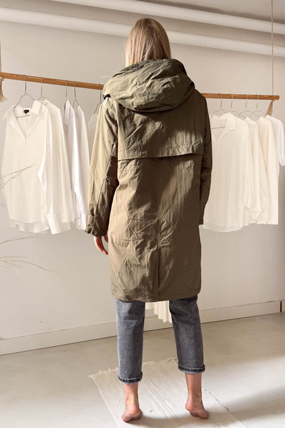 Bélelt, kapucnis kabát-khaki