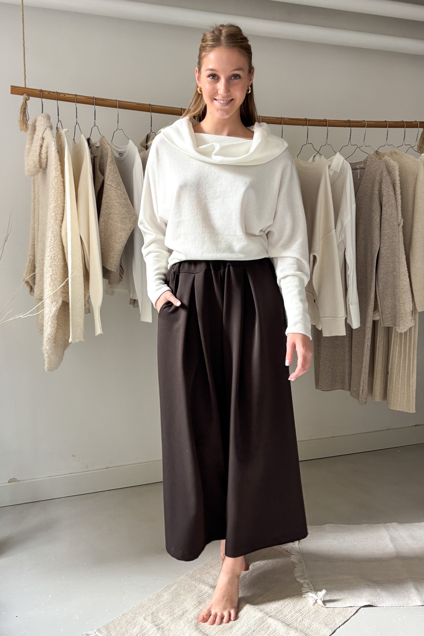 Kámzsanyakú pulóver - fehér