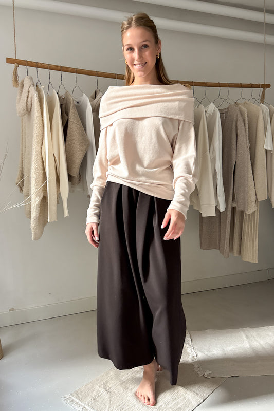 Kámzsanyakú pulóver - púder