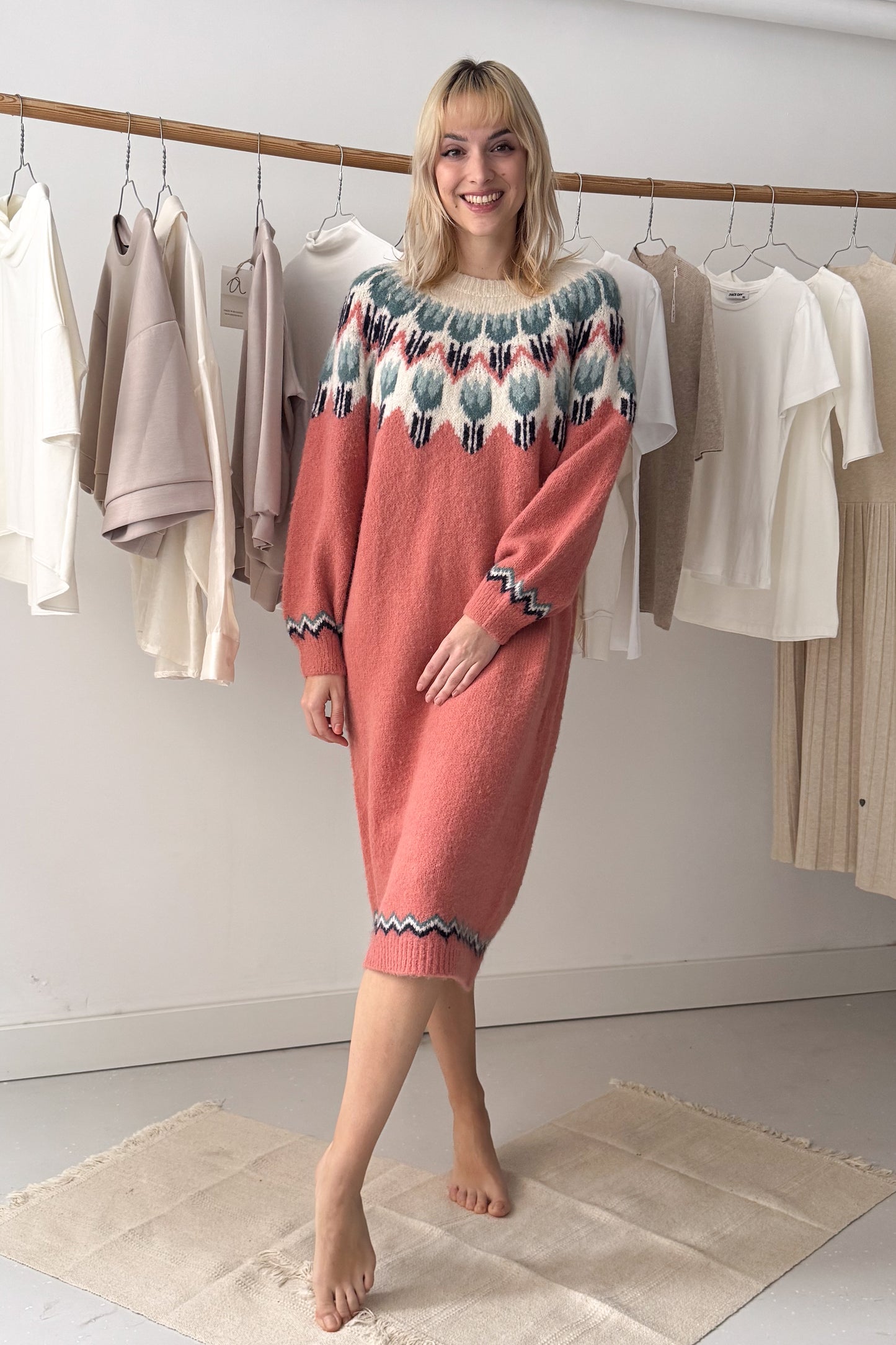 Mintás vastag kötött midi ruha