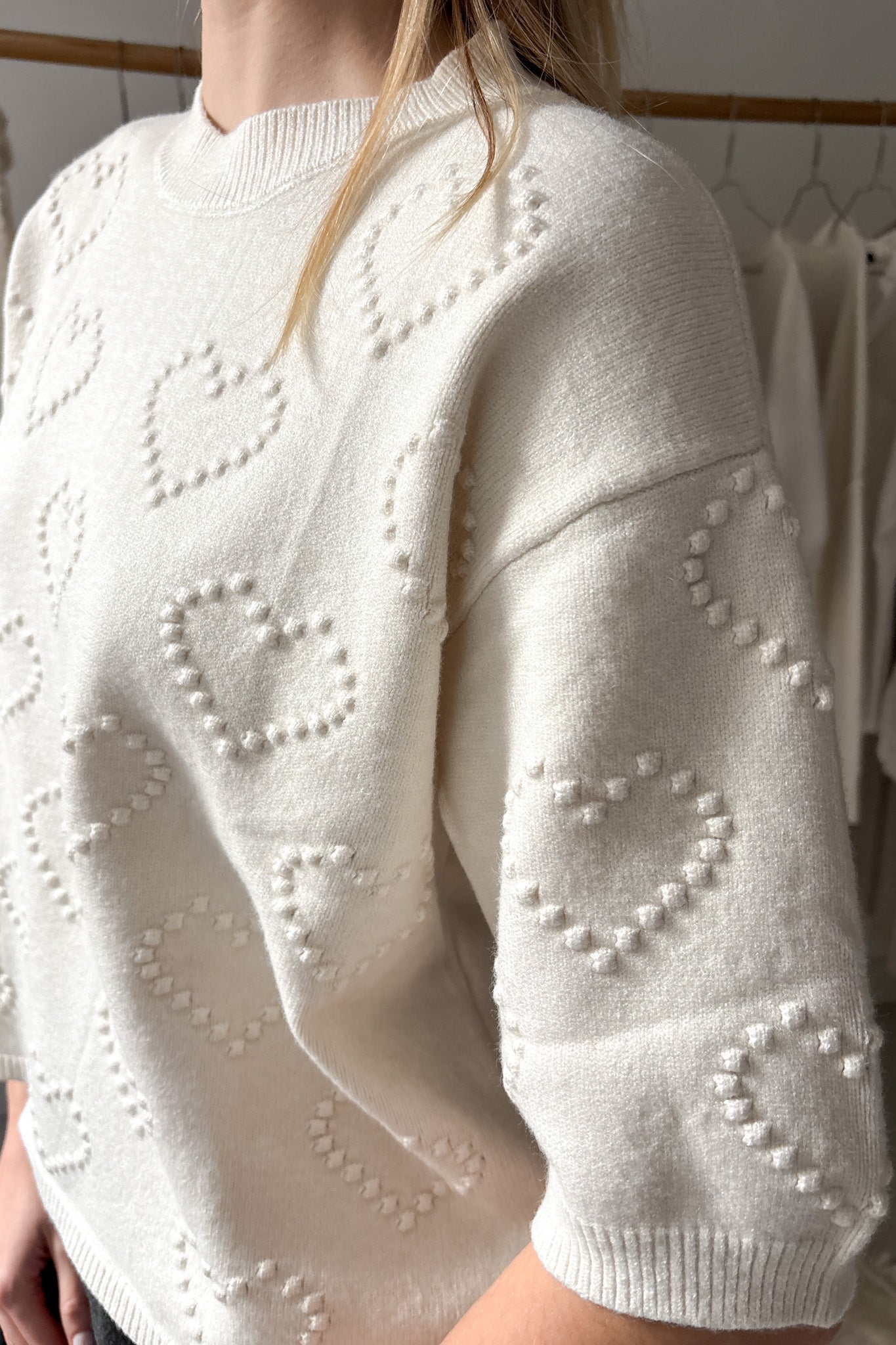 Rövidujjú, szivecskés felső