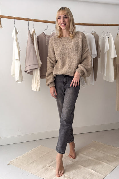 Oversize buklé pulcsi-dióbarna