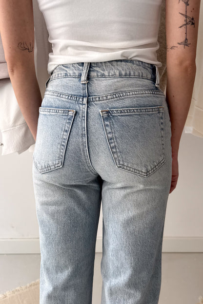 Egyenes szárú farmernadrág-világoskék