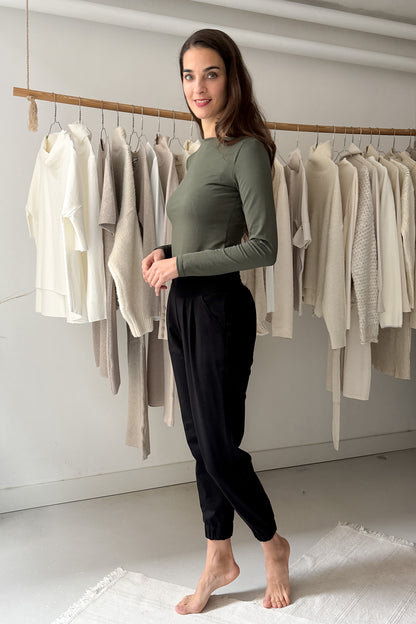 Basic felső - erdőzöld