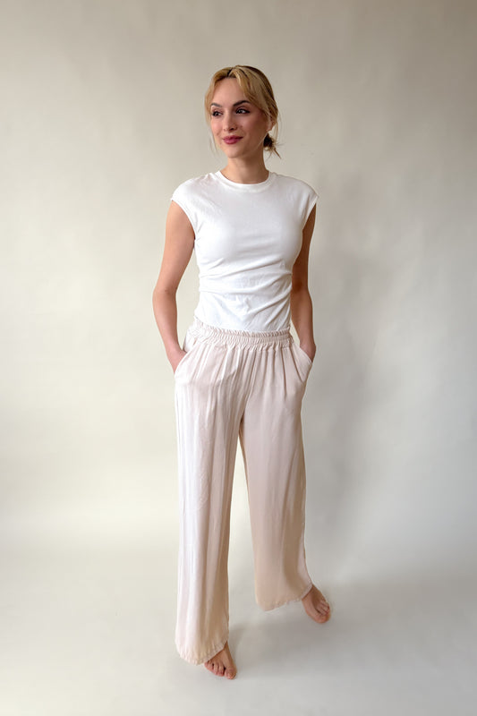 Púderszínű nadrág