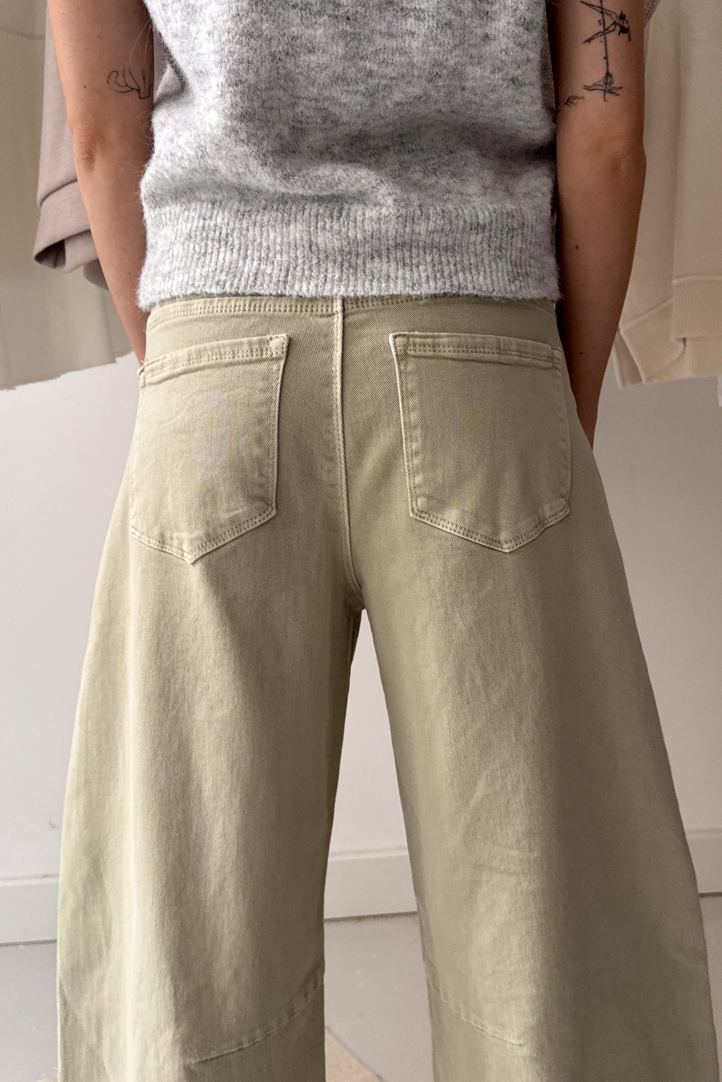 Ballon farmernadrág-pisztáciazöld