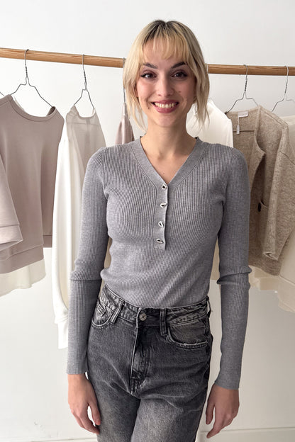 Szürke hosszúujjú felső